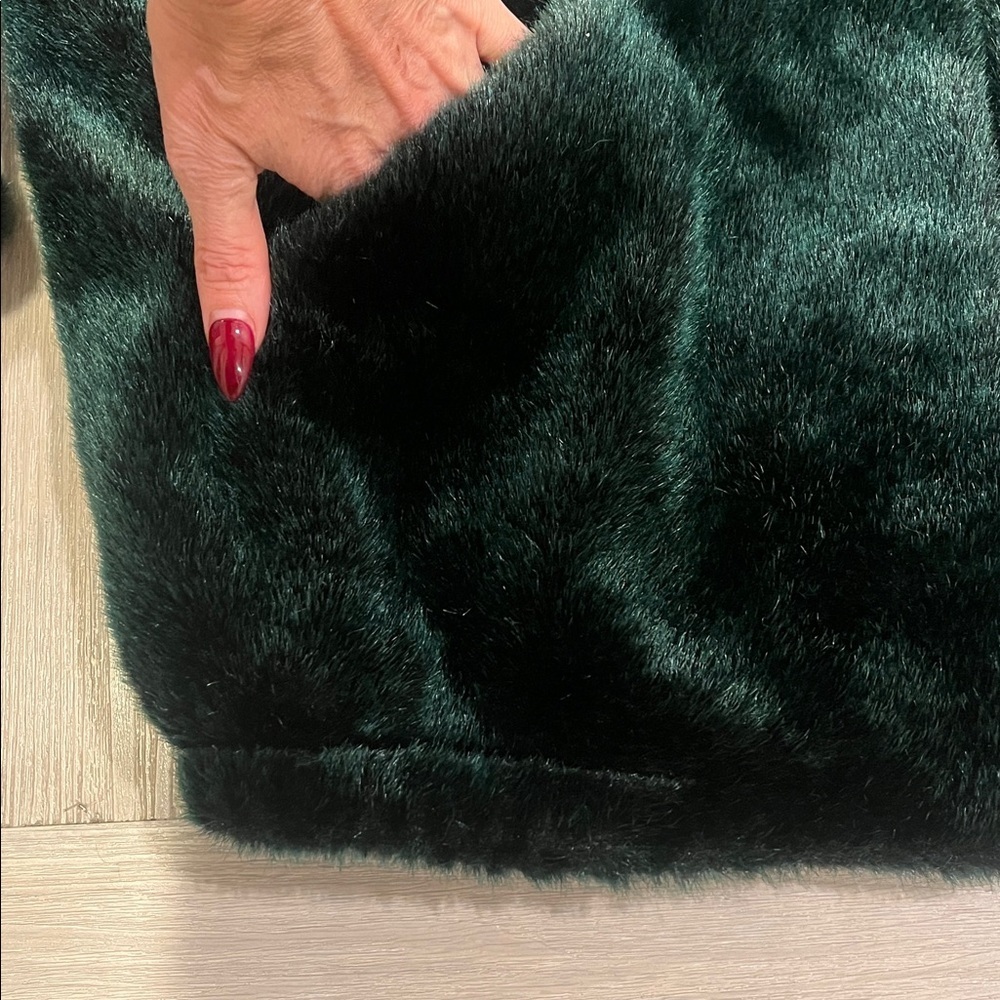Gallery Vegan Faux Fur Bomber Coat Jacket Green collar pockets VTG vintage 90s - Picture 3 of 10